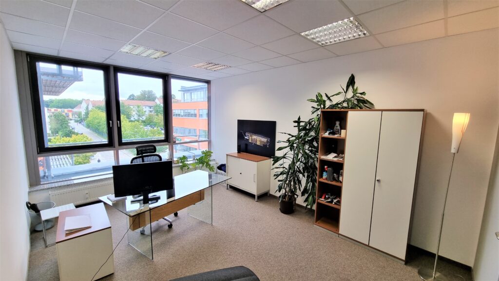 Dieses Bild hat ein leeres Alt-Attribut. Der Dateiname ist Anwaltsbüro-1-Regensburg-1024x576.jpg